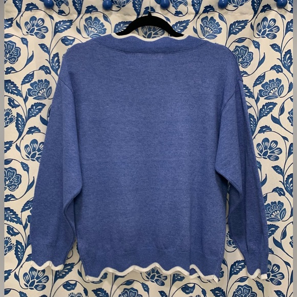 Misslook Marbled Blue Scalloped Neck Line & Hem Sweater Sz M NWOT - Picture 2 of 10